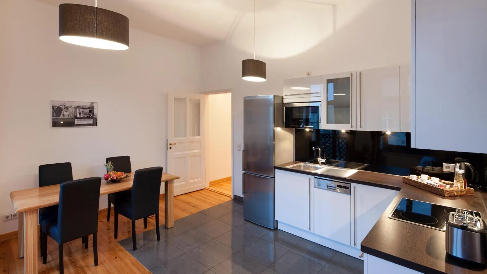 Luxoise Apartments Berlin 0*,  Germany