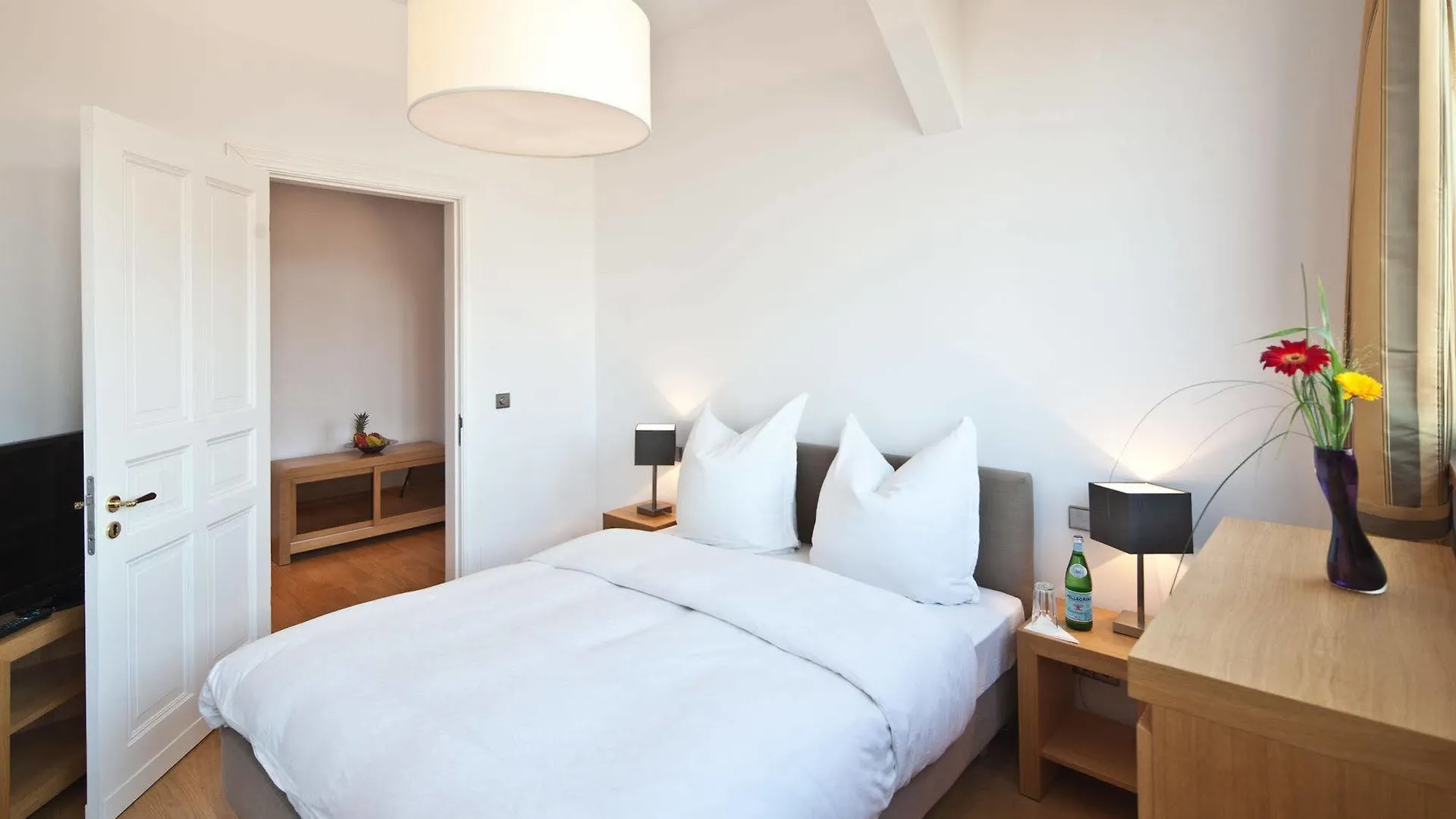 Luxoise Apartments Berlin Germany